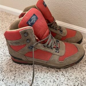 Vasque Men's Hiking Boots - Size 13